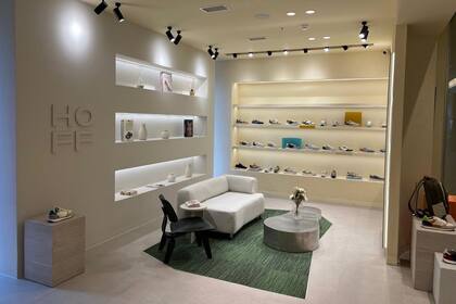 13/05/2024 Tienda de Hoff en Chile ECONOMIA HOFF