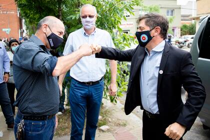 15 de enero de 2021. El Gobernador de la Provincia de Buenos Aires, Axel Kicillof, visitó el hospital Cestino de Ensenada junto al intendente Mario Secco.
