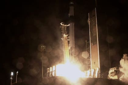 15/03/2023 El cohete Falcon 9 de SpaceX, con la nave espacial Dragon de la compañía en la parte superior, despega del Complejo de Lanzamiento 39A del Centro Espacial Kennedy de la NASA en Florida el 14 de marzo POLITICA INVESTIGACIÓN Y TECNOLOGÍA NASA