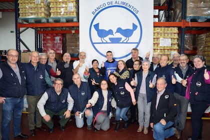 15/11/2023 Iago Aspas con el chaleco de Banco de Alimentos. SOCIEDAD BANCO DE ALIMENTOS