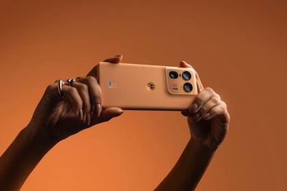 16/04/2024 Motorola edge 50 ultra POLITICA INVESTIGACIÓN Y TECNOLOGÍA MOTOROLA