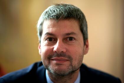 167/5000 El ministro de Turismo de Argentina, Matias Lammens, posa antes de realizar una entrevista con la Agencia France Presse en Madrid el 20 de enero de 2020.