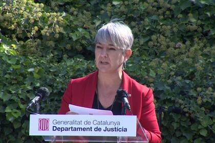 17-10-2021 La consellera de Justicia de la Generalitat, Lourdes Ciuró.  Pide reivindicar la memoria colectiva para "evitar que el fascismo campe libremente"  POLITICA