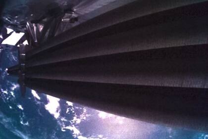 17/04/2023 Imagen de la nave JUICE con la Tierra de Fondo POLITICA INVESTIGACIÓN Y TECNOLOGÍA ESA