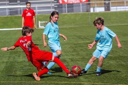 18-06-2018 Niños jugando al fútbol DEPORTES SALUD ESPAÑA EUROPA LILLY