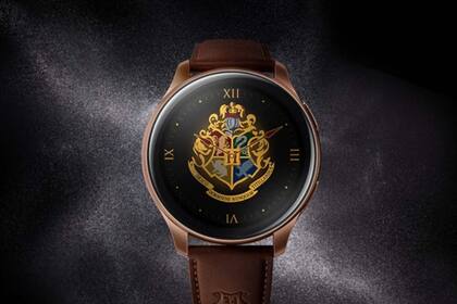 18-10-2021 Así es el OnePlus Watch edición especial de Harry Potter.  OnePlus ha anunciado oficialmente este lunes el lanzamiento de su nuevo reloj inteligente con una edición especial de Harry Potter, que incluye nuevos acabados, esferas personalizadas y exclusivas, así como una correa de cuero vegana inspirados en la saga creada por J.K. Rowling.  POLITICA INVESTIGACIÓN Y TECNOLOGÍA ONEPLUS
