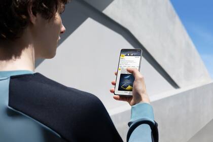 18/04/2024 Smarphone de la marca POCO POLITICA INVESTIGACIÓN Y TECNOLOGÍA XIAOMI