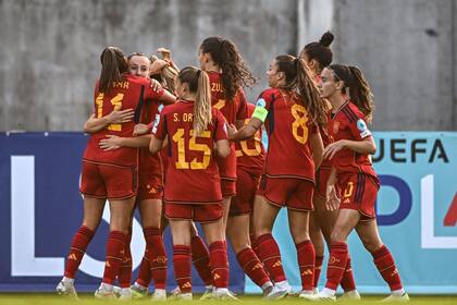 18/07/2023 La selección española femenina de fútbol sub-19, tras marcar un gol. EUROPA ESPAÑA DEPORTES RFEF