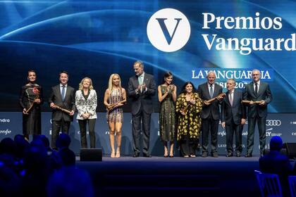 18/09/2023 Sol Daurella, Ignacio Cirac, Nadia Calviño, Bad Gyal, el Rey Felipe VI, la Reina Letizia, Lita Cabellut, Grant Dalton, Javier Godó, y Mar Puig en la entrega de los I Premios La Vanguardia. CATALUÑA ESPAÑA EUROPA BARCELONA POLÍTICA SOCIEDAD EUROPA PRESS-LORENA SOPENA