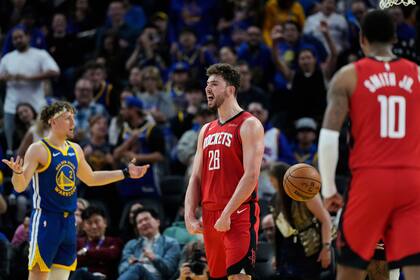 19 puntos y 14 rebotes de Sengun impulsan a Rockets 106-96 sobre Warriors