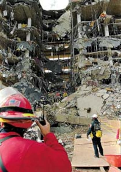 Así quedó el edificio tras el atentado de Oklahoma