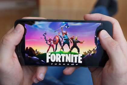 1984 es el número clave en la disputa entre Epic Games, Apple y Google; el desarrollador de Fortnite no quiere pagar el 30% de comisión que le piden estas compañías por las ventas dentro del juego
