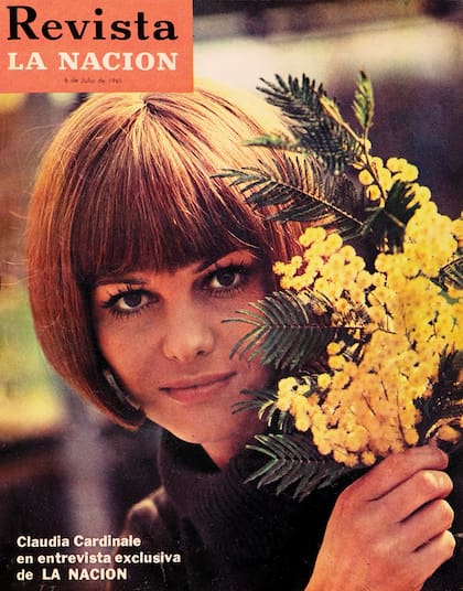 1996. La actriz Claudia Cardinale formó parte de la primera tapa de la revista