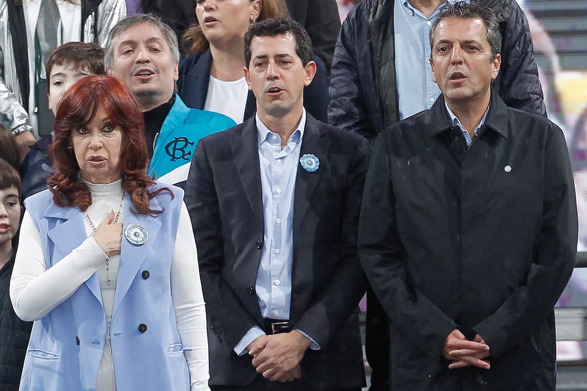 20 Aniversario del gobierno de Nestor Kirchner, con la s palabaras de CFK, la vicepresidenta Cristina Fernandez de Kirchner con la plaza de Mayo repleta.
