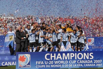 La última vez que la Sub 20 argentina se consagró campeona mundial fue en 2007, con Hugo Tocalli
