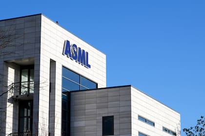 20/01/2021 Logo de ASML en las oficinas de la empresa. ECONOMIA EMPRESAS ASML