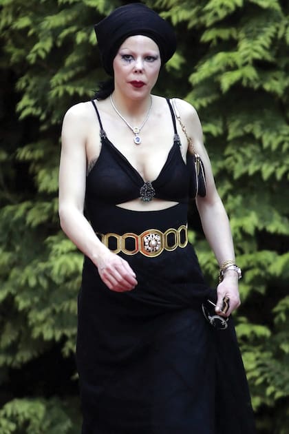 2006. Pocas royals son más camaleónicas y audaces en sus looks que Kalina, que jamás dudó en cambiar su color de pelo, renovar sus peinados e incluso raparse. Acá se la ve con turbante y maquillaje exótico, en la gala celebrada en el ChÂteau De Berg por las bodas de plata del Gran Duque Enrique y la Gran Duquesa María Teresa de Luxemburgo.