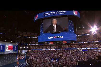 20/08/2024 El presidente de EEUU, Joe Biden. Clinton afirma que Harris romperá el techo de cristal al "levantar la mano y prestar juramento como presidenta de EEUU" POLITICA CONVENCIÓN NACIONAL DEMÓCRATA