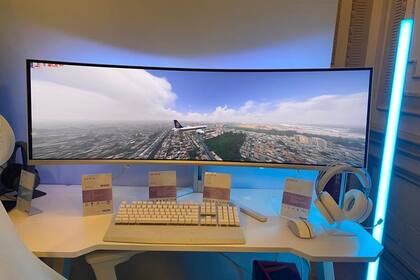 21/06/2023 El nuevo monitor gaming Evnia de 49 pulgadas. POLITICA