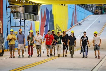 Nuevo Viaducto de Nazca y Nogoyá bajo las vías del ferrocarril San Martín