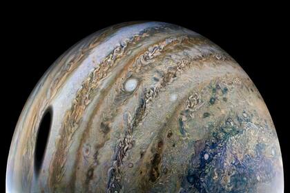 22/04/2022 Sombra de Ganímedes en Júpiter POLITICA INVESTIGACIÓN Y TECNOLOGÍA NASA