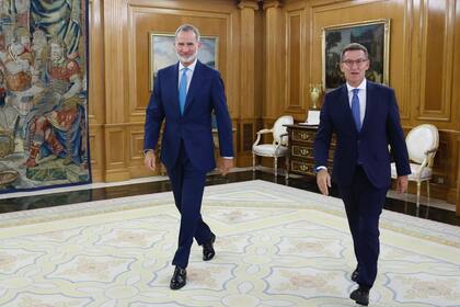 22/08/2023 El Rey Felipe VI recibe al líder del PP, Alberto Núñez Feijóo, en el Palacio de la Zarzuela POLITICA CASA S. M. EL REY