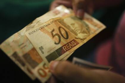 23-05-2016 Un billete de 50 reales brasileños ECONOMIA ESPAÑA EUROPA MARIO TAMA