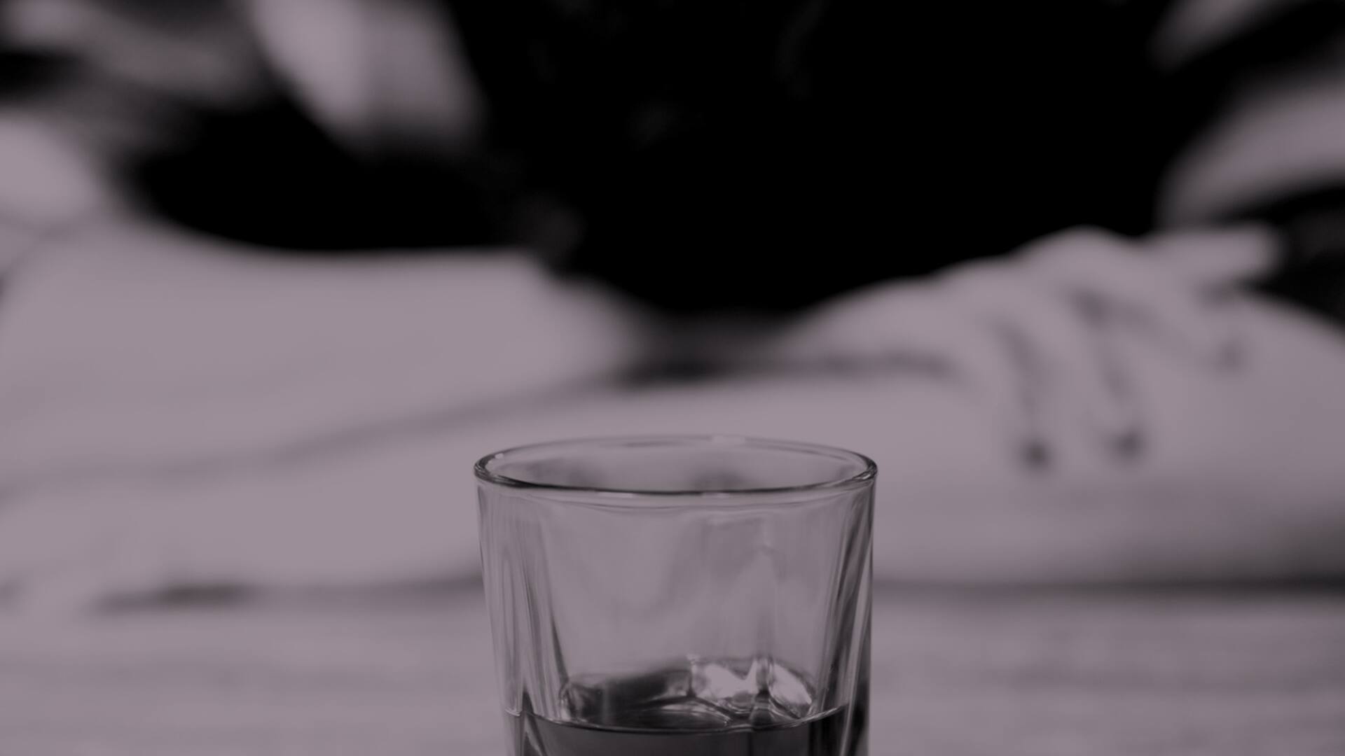 Alcoholismo. Señales de alerta y los peligros para la salud
