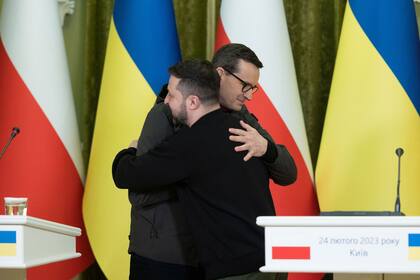 24/02/2023 El presidente de Ucrania, Volodimir Zelenski, recibe en Kiev al primer ministro de Polonia, Mateusz Morawiecki POLITICA EUROPA UCRANIA INTERNACIONAL PRESIDENCIA DE UCRANIA