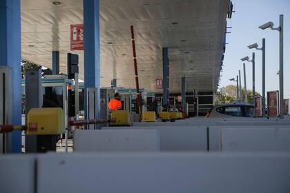 25/10/2019 Imágenes de recurso de la autopista de peaje Sevilla -Cádiz (AP-4), una de las tres concesiones que perderá el grupo Abertis en toda España. ECONOMIA María José López - Europa Press