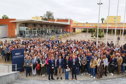 25/10/2023 Sevilla.-El Foro 'Universitas XXI' congrega en la UPO a personal gestor de 60 universidades de España y Latinoamérica. El rector de la Universidad Pablo de Olavide (UPO) de Sevilla, Francisco Oliva Blázquez, ha inaugurado el Foro Internacional de Usuarios de 'Universitas XXI' que ha congregado en el campus a 370 personas gestoras de 60 universidades de España y Latinoamérica. Este evento anual es un punto de encuentro para conocer las novedades incorporadas a los sistemas informáticos de gestión de 'Universitas XXI', que son utilizados a diario por más de 100 universidades, así como para presentar las líneas de evolución y las innovaciones que se prevén para el siguiente año. POLITICA ANDALUCÍA ESPAÑA EUROPA SEVILLA UPO
