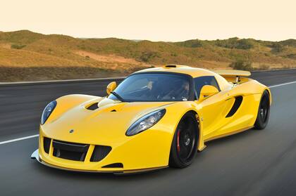 2,7 segundos es lo que tarda en acelerar de 0 a 100 km/h este Hennessey