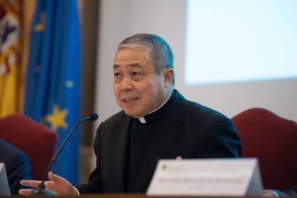 27/01/2023 El nuncio apostólico de Su Santidad en España, Bernardito Auza, reflexiona sobre la Santa Sede y la Agenda 2030 en el acto de celebración de la Conversión de San Pablo, en la Universitat Abat Oliba CEU, a 27 de enero de 2023, en Barcelona, Catalunya (España). Durante la ceremonia, el nuncio apostólico ha impartido la lección magistral 'La Santa Sede y la Agenda 2030'. También se ha entregado el reconocimiento correspondiente a los miembros de la UAO CEU que cumplen 25 años de servicio a la institución y, posteriormente, ha tenido lugar una misa presidida por Bernardito Auza. SOCIEDAD David Zorrakino - Europa Press