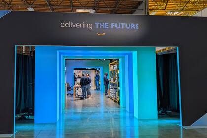 27/10/2023 Entrada al evento 'Delivering the Future' en el Centro de Investigación y Desarrollo de Robótica  BFI1 de Amazon (Sumner, Estados Unidos) POLITICA INVESTIGACIÓN Y TECNOLOGÍA