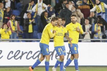 28/01/2023 Las Palmas - Huesca.  Los canarios aprovechan el empate del Eibar con el Leganés  DEPORTES LALIGA