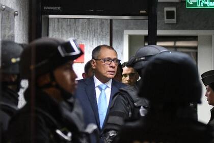 28/11/2017    El vicepresidente de Ecuador, Jorge Glas, ha reiterado su inocencia durante el cuarto día de juicio por el delito de asociación ilícita cometido en el caso 'Odebrecht' y en el que es acusado de autor junto con otros ocho procesados SUDAMÉRICA ECUADOR POLÍTICA TWITTER