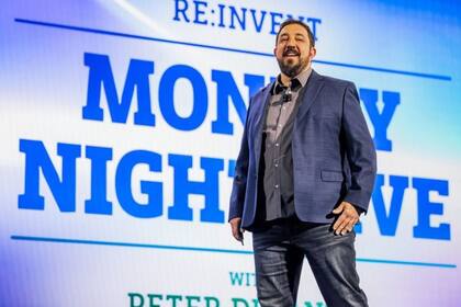 28/11/2023 El vicepresidente senior y AWS Utility Computing, Peter DeSantis POLITICA INVESTIGACIÓN Y TECNOLOGÍA AWS