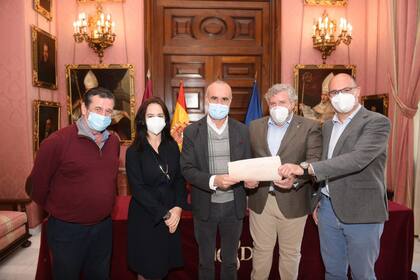 29/03/2021 Muñoz con los responsables del proyecto Casa Natal de Velázquez POLITICA ANDALUCÍA ESPAÑA EUROPA SEVILLA AYTO.SEVILLA