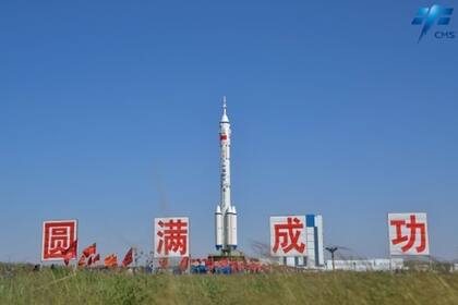 29/05/2022 El Shenzhou 13 listo para despegar..  China enviará este domingo 5 de junio a tres astronautas al espacio para trabajar en la fase final de la construcción de la primera estación espacial nacional, la estación de Tiangong, según ha informado este sábado la Agencia Espacial de China (CMSA).  POLITICA ASIA CHINA ASIA INTERNACIONAL AGENCIA ESPACIAL DE CHINA