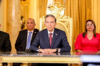 El presidente de Panamá anuncia el cierre de la mina que ha causado más de un mes de protestas - LA NACION