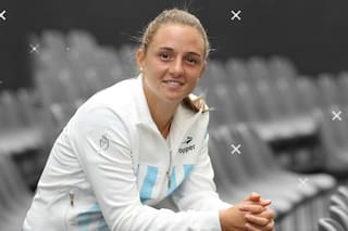 Podoroska. La niñez jugando al fútbol con varones de la nueva promesa del tenis