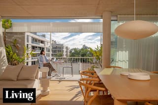Una joven arquitecta hizo para su departamento un interiorismo cálido y minimalista