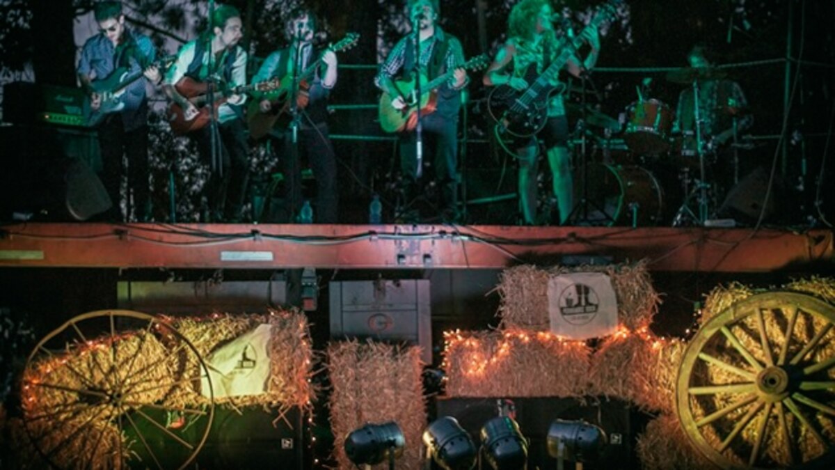 This Fernandez Rocks El Fernández Rock tuvo su segunda edición - LA NACION