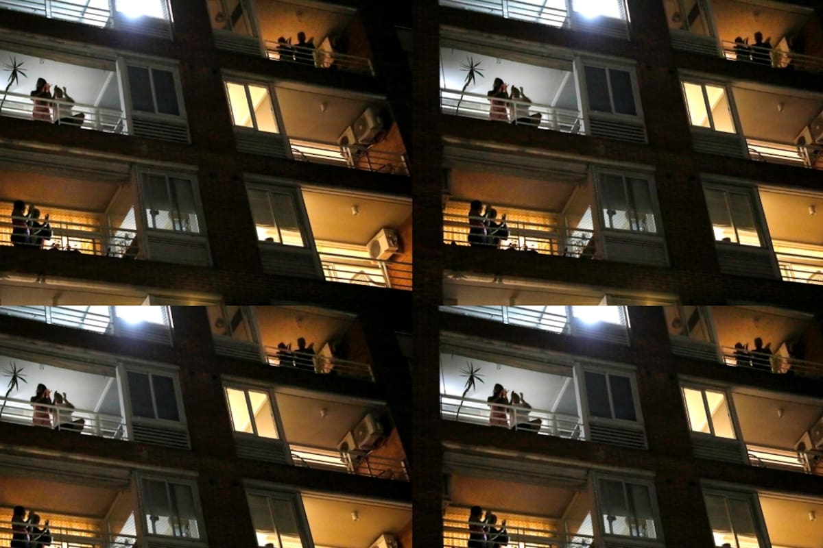 Coronavirus: la rebelión de los balcones. Con DJs y baile, los porteños resisten la cuarentena