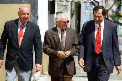 30 ANIVERSARIO ENTREVISTA A AGUSTIN CEJAS, EX ARQUERO DE RACING, JUAN JOSE PIZZUTI, EX DIRECTOR TECNICO, Y HUMBERTO MASCHIO