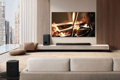 30/05/2024 Nuevas barras de sonido LG con Dolby Atmos integrado. LG Electronics ha anunciado el lanzamiento de nuevas barras de sonido en España, que combinan la experiencia del "sonido absoluto" con Dolby Atmos y la sincronización con el televisor gracias a funcionalidades como WOW Synergy. POLITICA INVESTIGACIÓN Y TECNOLOGÍA LG ELECTRONICS