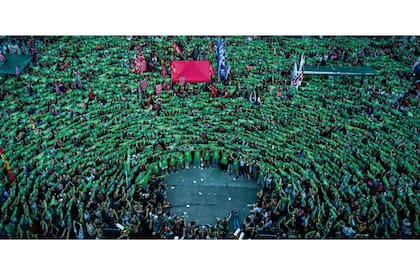 CABA, 19 de febrero de 2019. Pañuelazo frente al Congreso Nacional en apoyo a ley de Interrupción Voluntaria del Embarazo