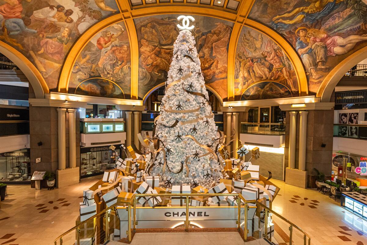 El árbol de Navidad más icónico del país está en Buenos Aires y lo viste Chanel