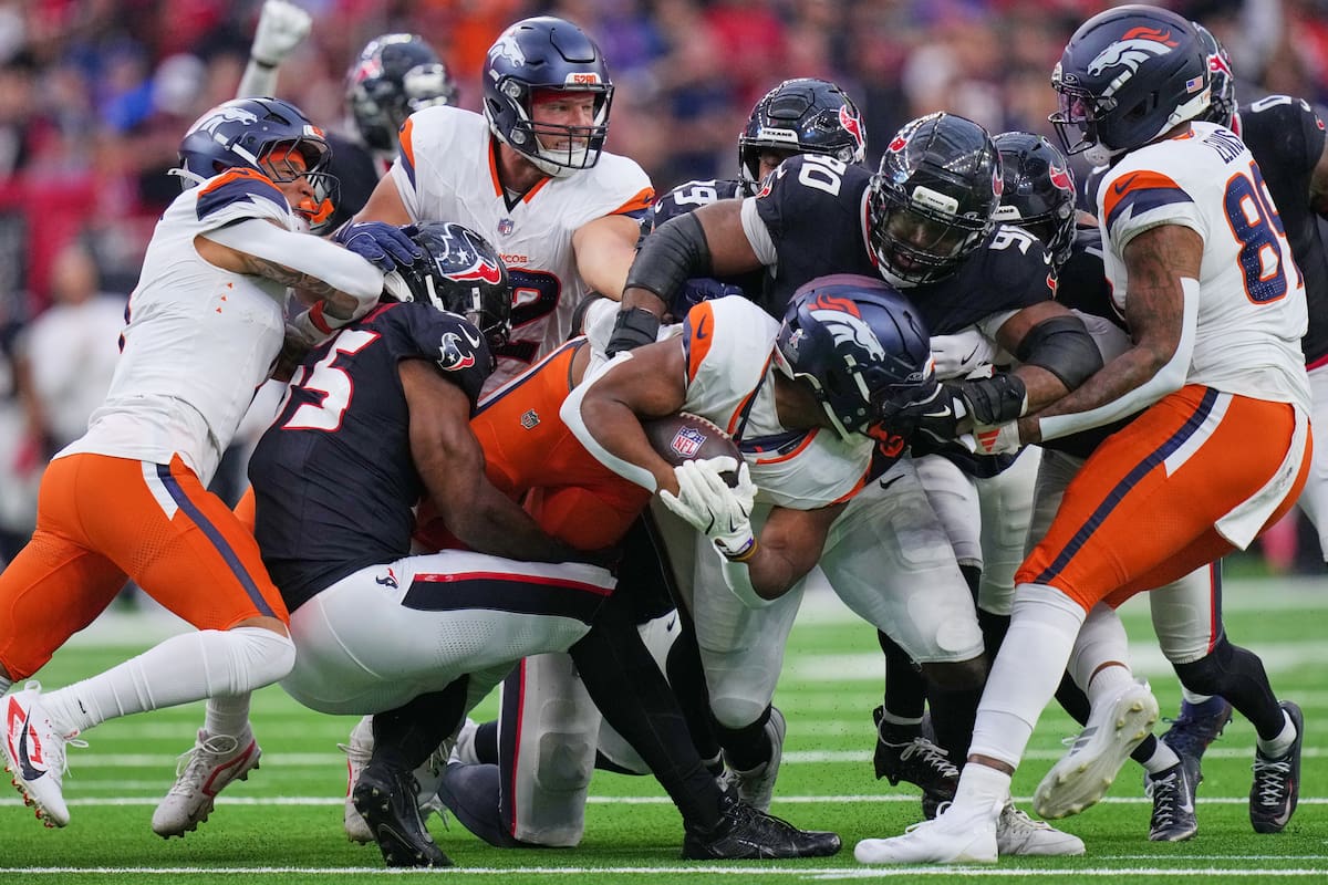 41 años, Marcedes Lewis se convierte en el ala cerrada más viejo en jugar un partido de la NFL