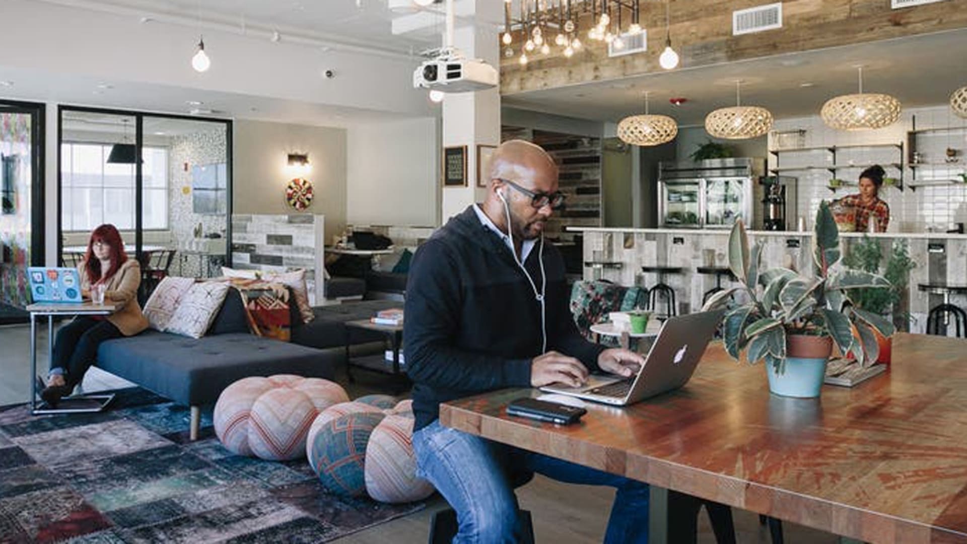 ¿Qué es el co-living, la nueva modalidad de alojamiento turístico?
